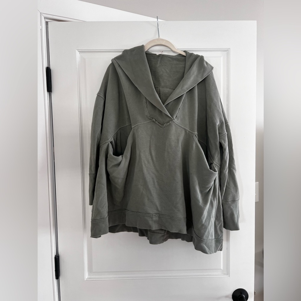 Free People Sweatshirt